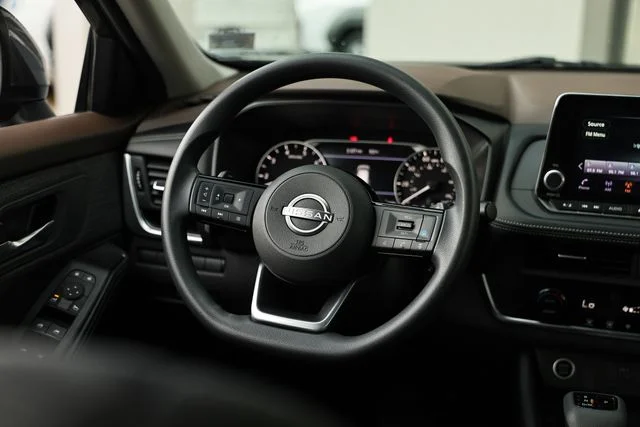 Used 2023 Gun Metallic Nissan SV image 25