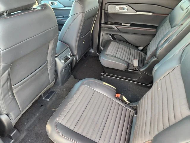 2026 Ford Explorer ST-Line - Photo 30