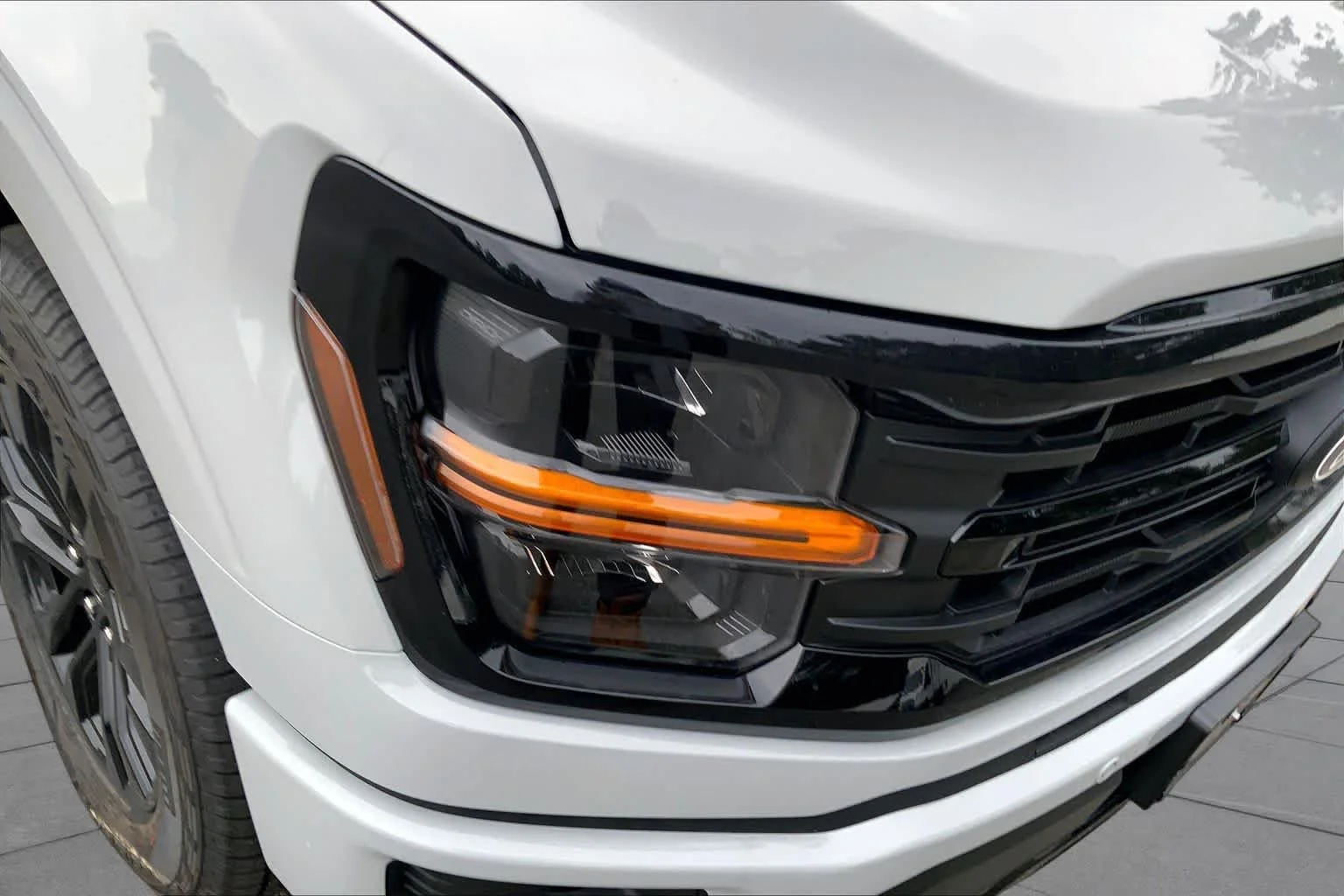 New 2026 Avalanche Ford XLT image 16