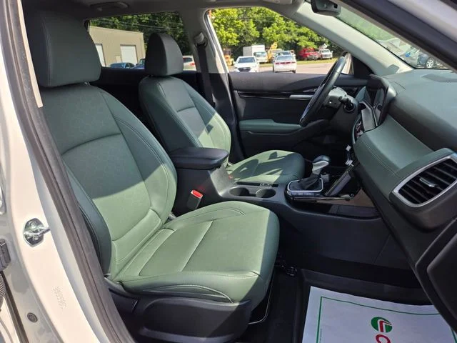 Used 2024 White Kia SX image 22