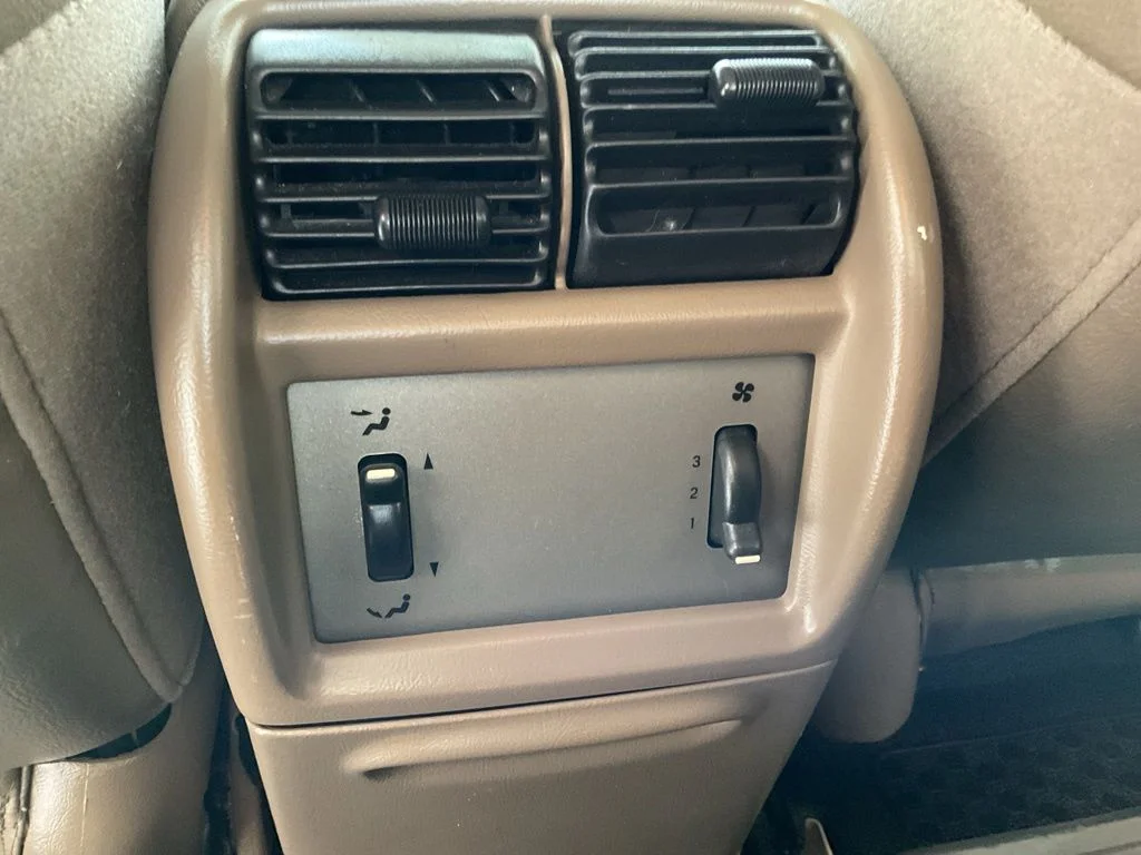 Used 2005  Ford XLT image 16
