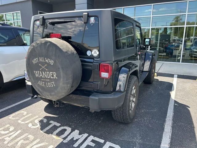 Used 2016 Black Jeep Sahara image 7