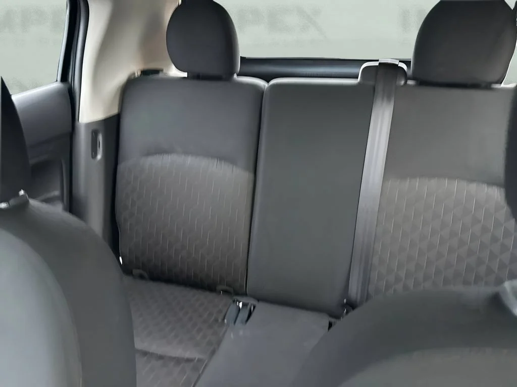 Used 2024 Silver Mitsubishi ES image 11