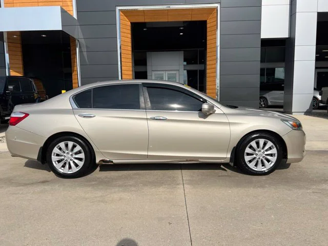 Used 2013 Beige Honda EX-L image 2