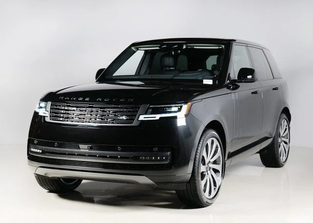 2026 Land Rover Range Rover 4.4 SE SWB's photo