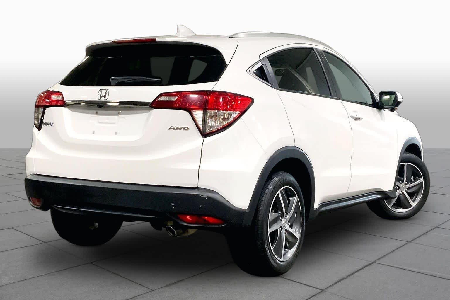 Used 2022 Platinum White Pearl Honda EX image 13