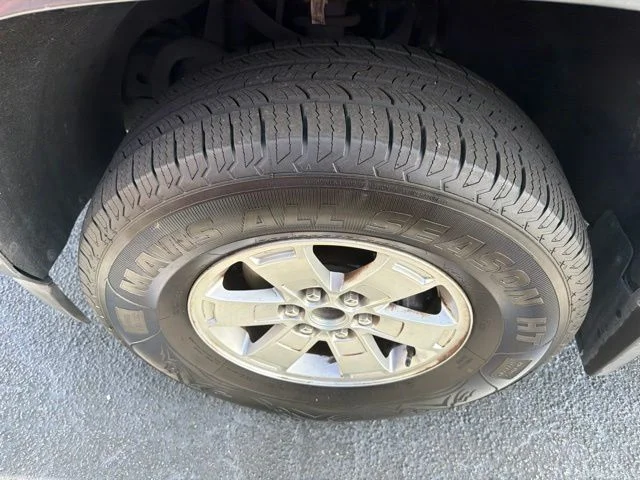 Used 2019 Gray Chevrolet Work Truck image 7