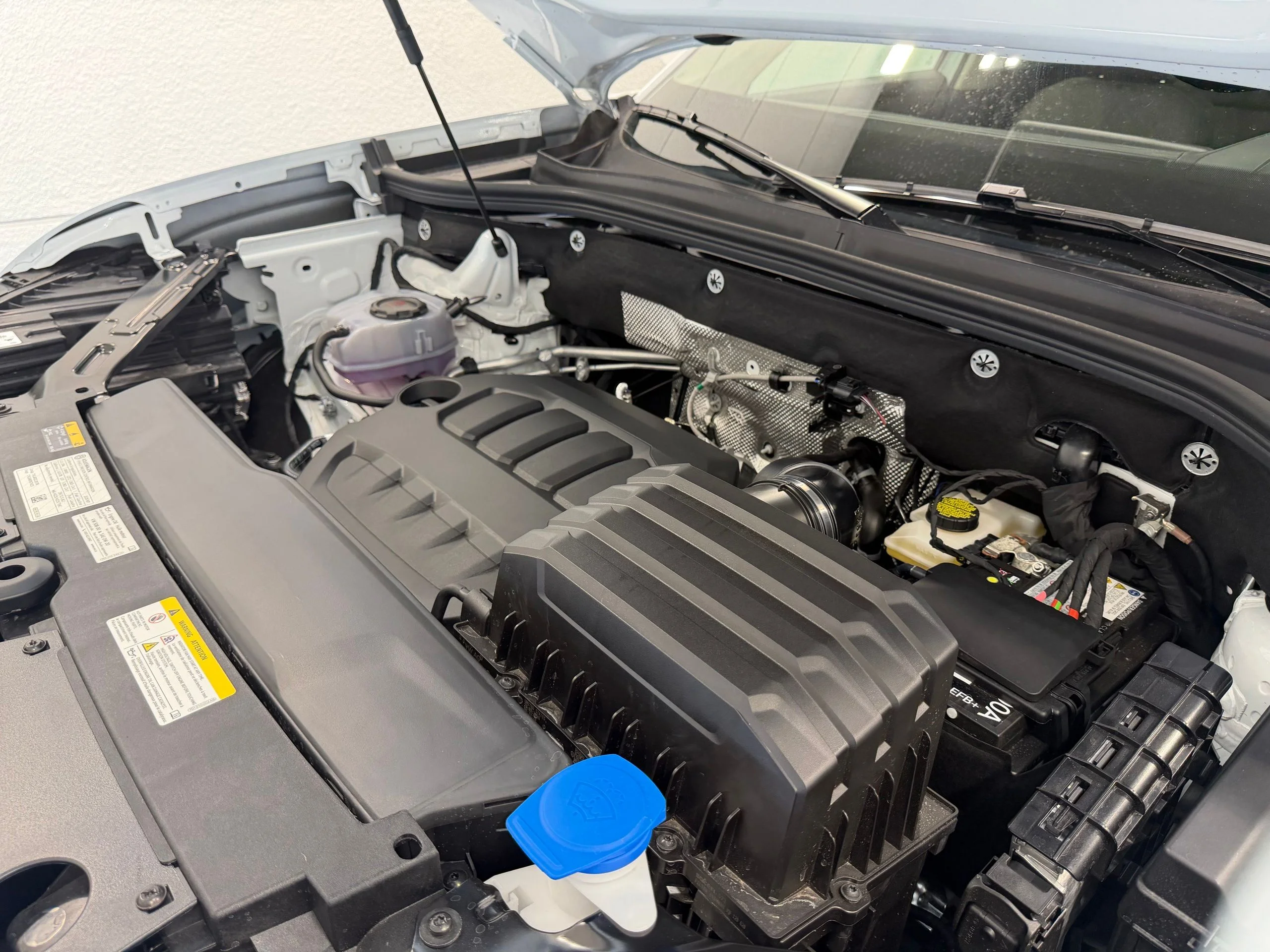 New 2026 White Volkswagen 2.0T SEL image 59