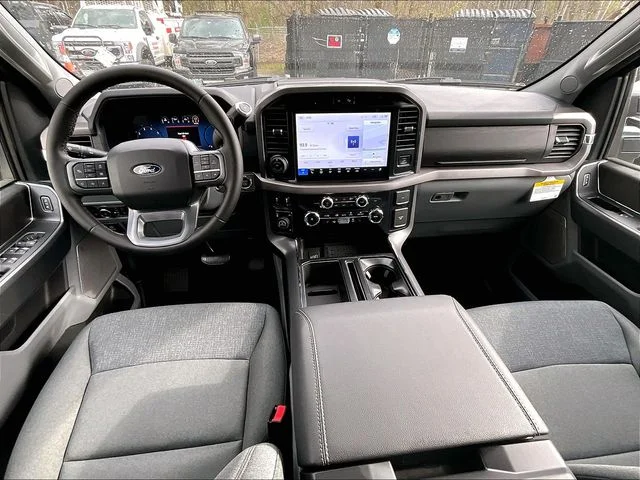 2025 Ford F-150 XLT - Photo 6