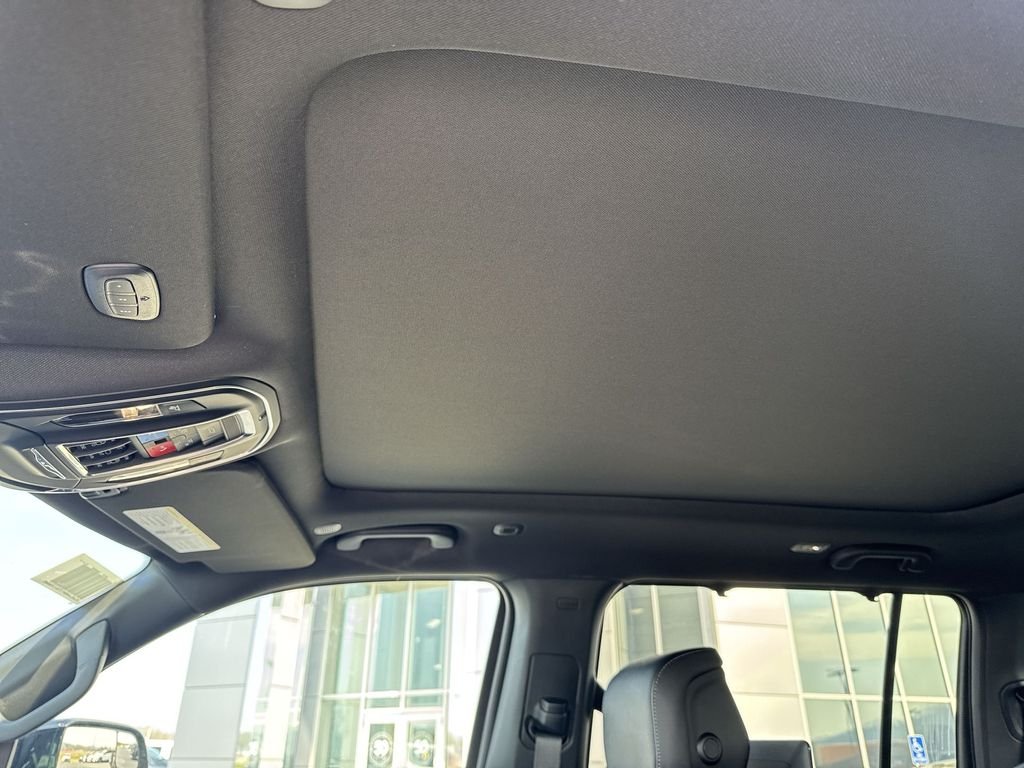 New 2026 High Gloss Black Exterior Paint Jeep Limited Reserve image 22