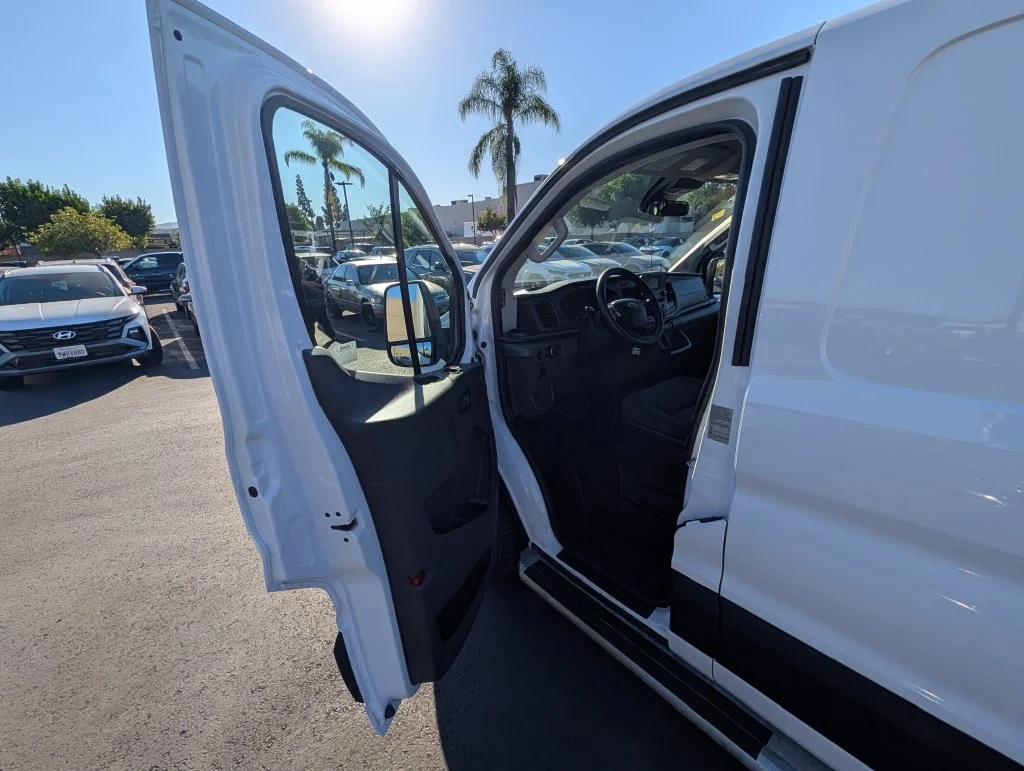 Used 2025 White Ford Base image 34