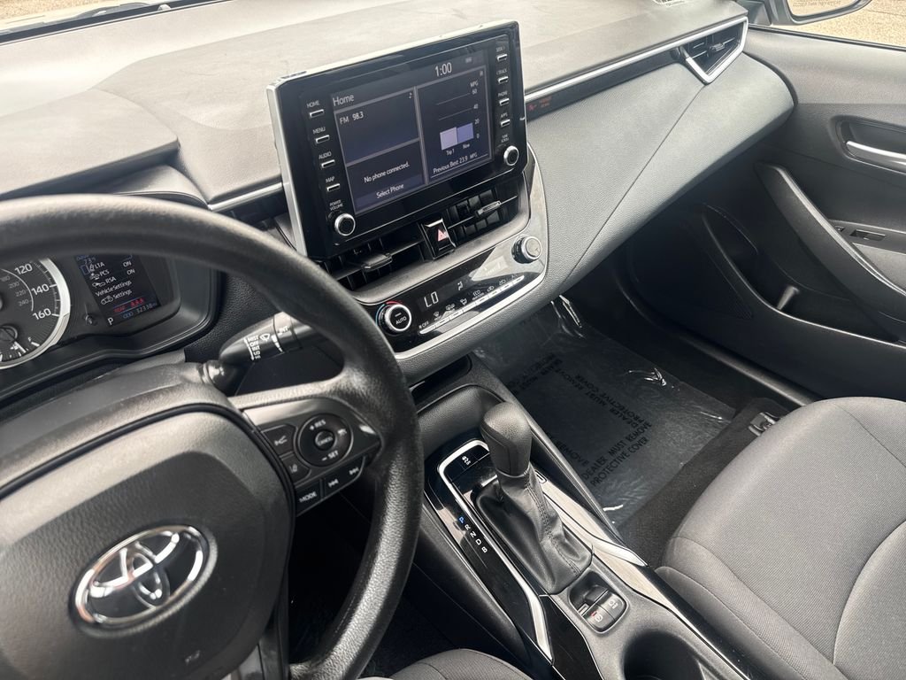 Used 2020 Silver Toyota LE image 20