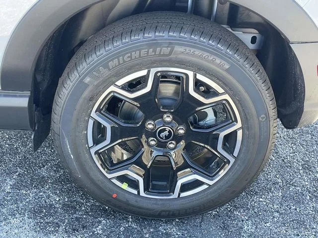 New 2026 White Ford Outer Banks image 21