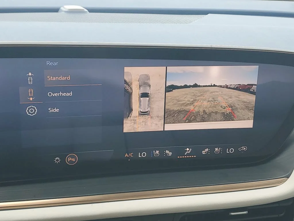 New 2026 Iridescent White Tricoat Buick Avenir image 18