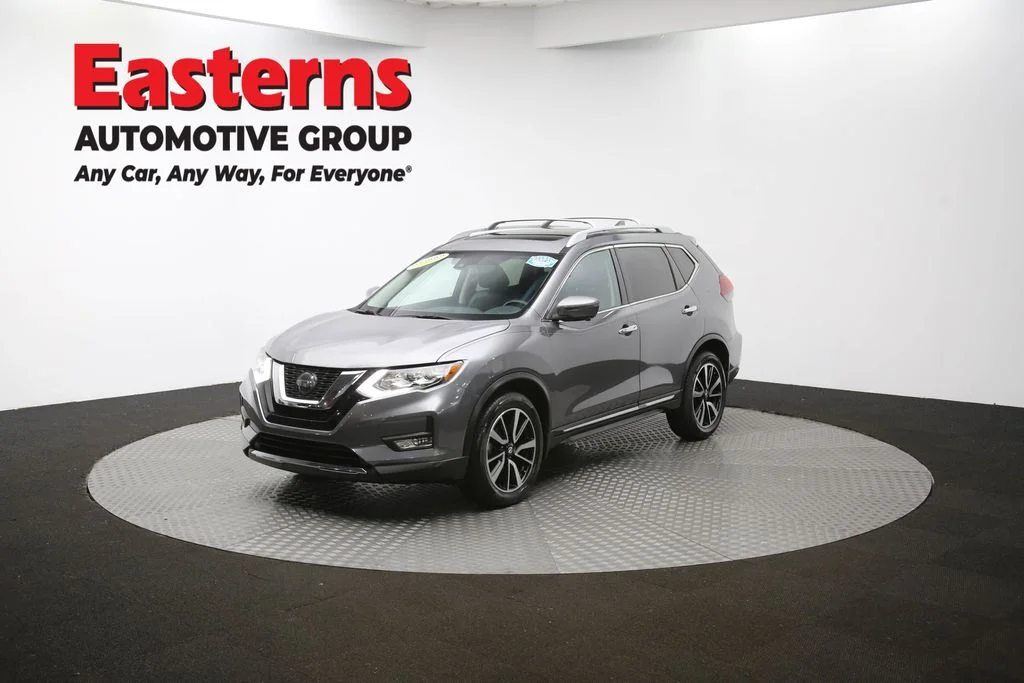 Used 2019 Gray Nissan SL image 58