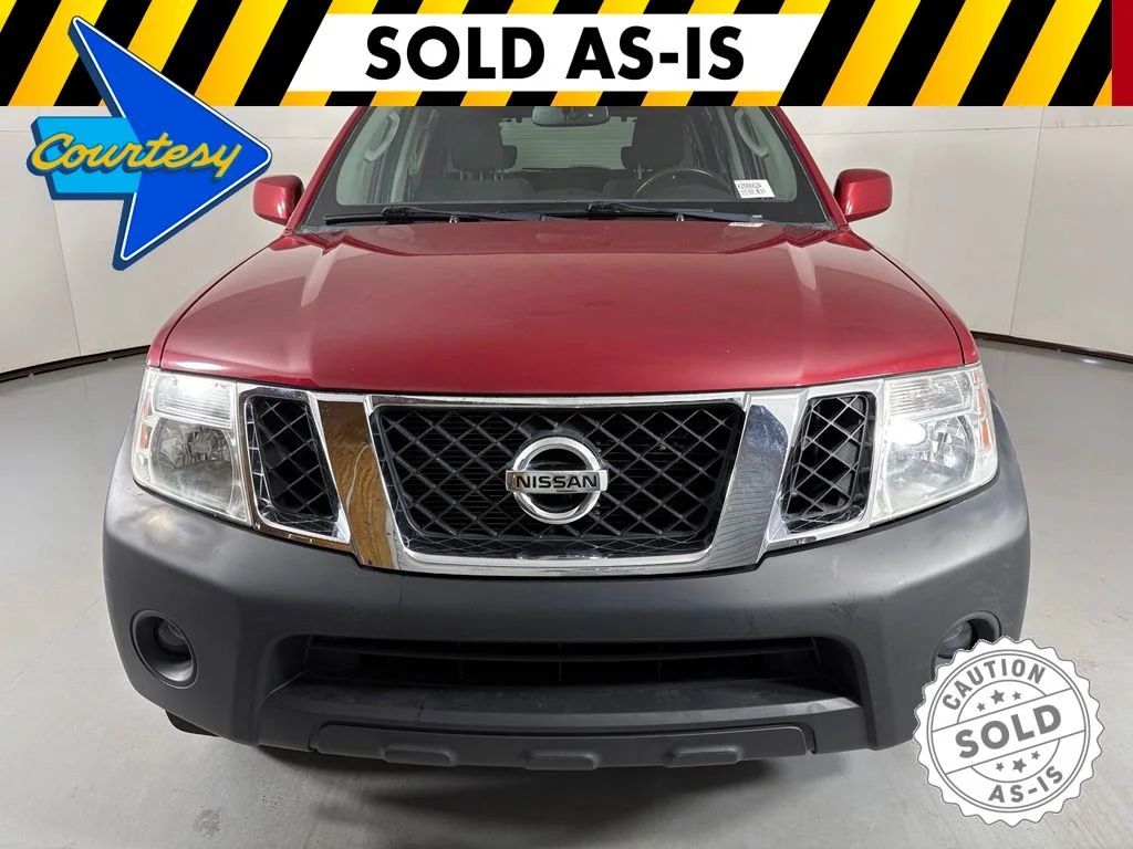 Used 2011 Red Nissan SV image 3