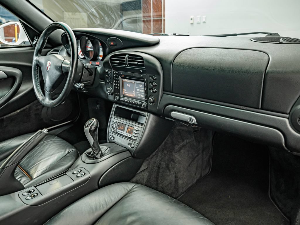 Used 2003 Carrara White Porsche Carrera image 41