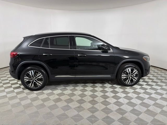 New 2026 Cosmos Black Metallic Mercedes-Benz GLA 250 image 8
