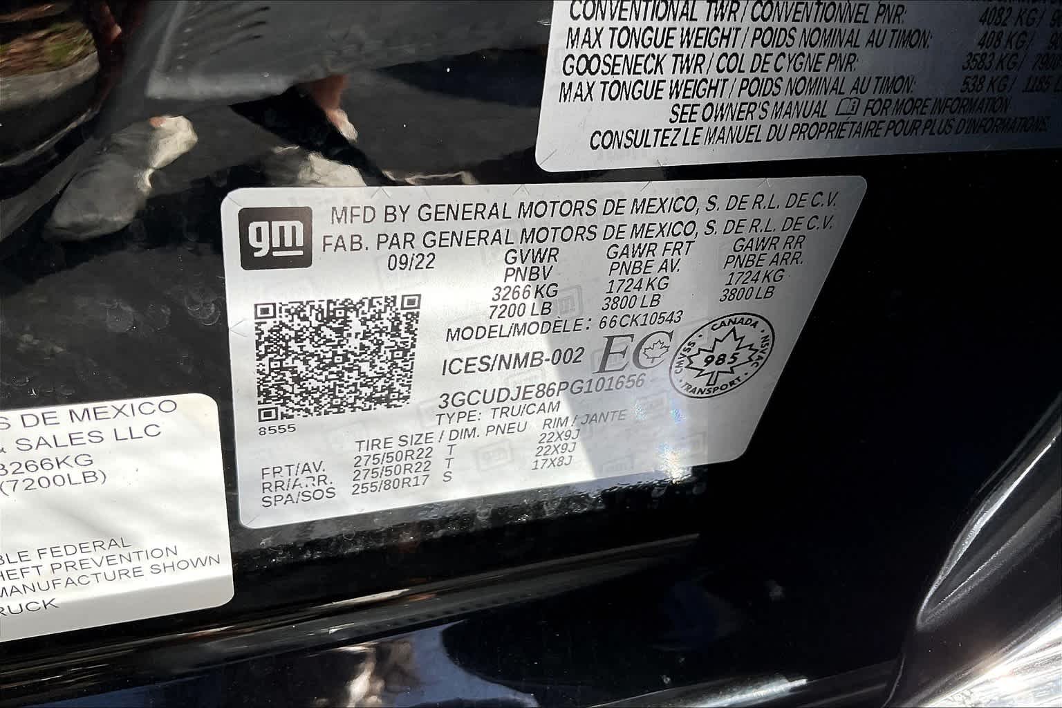 Used 2023 Black Chevrolet High Country image 30