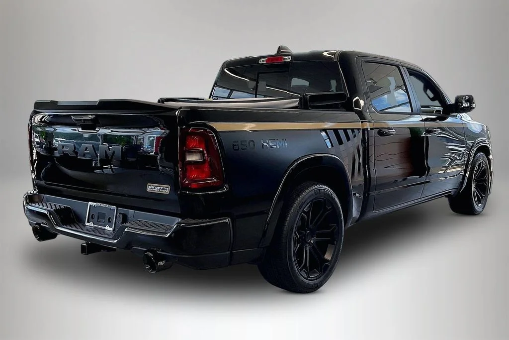 New 2026 Diamond Black Crystal Pearl-Coat Exterior Paint RAM Big Horn/Lone Star image 18