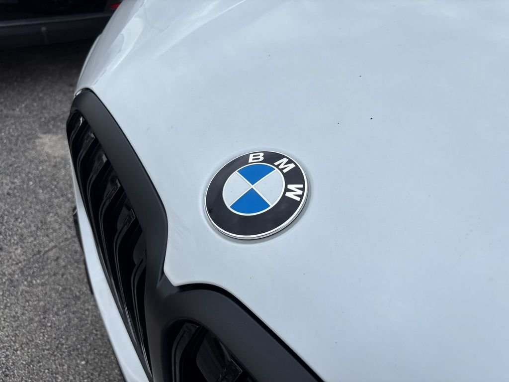 New 2027 Mineral White Metallic BMW xDrive40i image 25