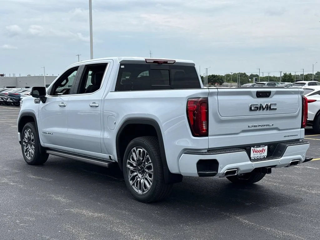 2026 GMC Sierra 1500 Denali Ultimate - Photo 10