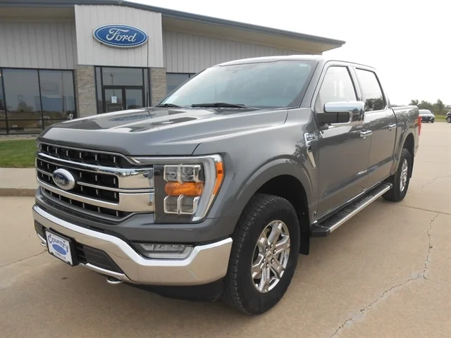 Used 2023 Gray FORD  image 1