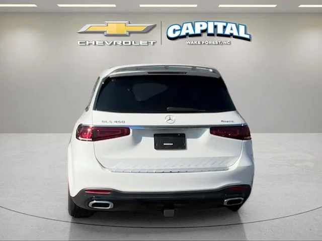 Used 2022 White Mercedes-Benz 4MATIC® image 5