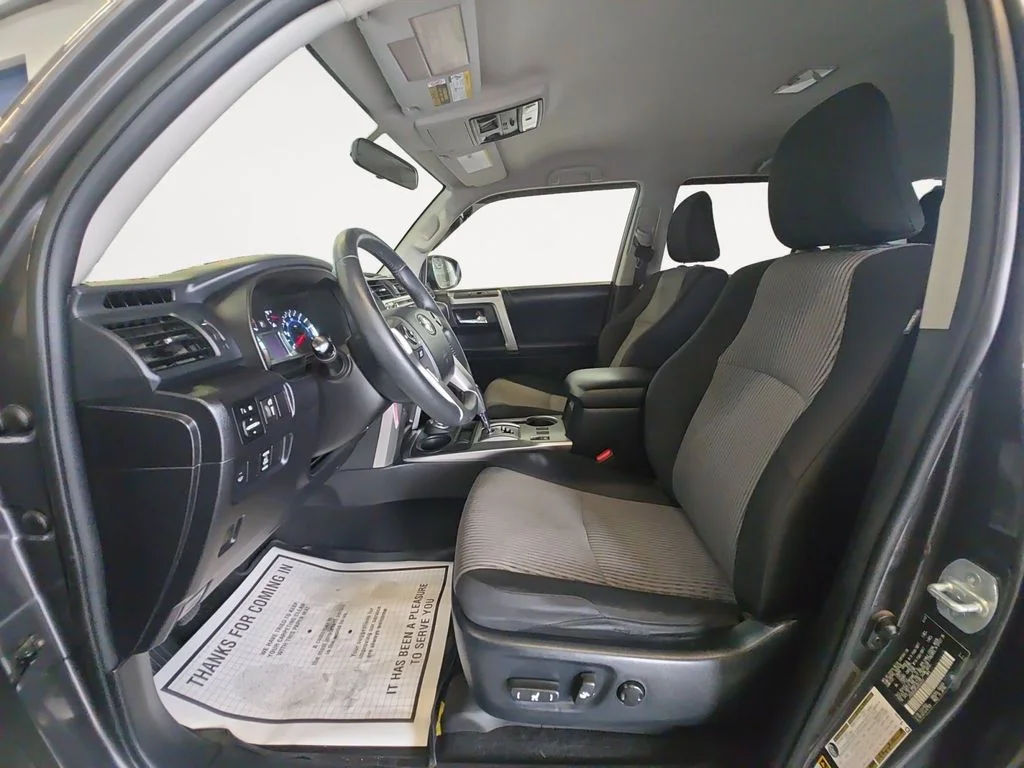 Used 2018 Gray Toyota SR5 image 11