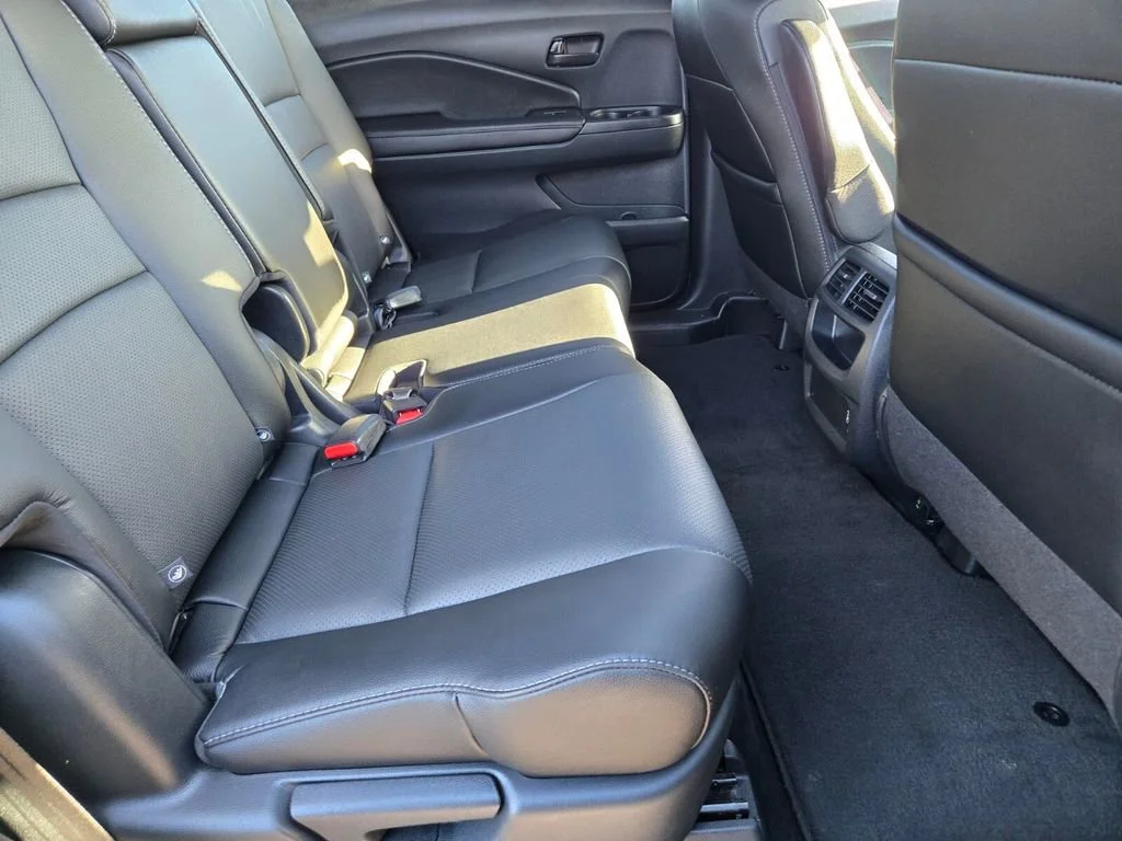 Used 2023 Gray Honda EX-L image 14