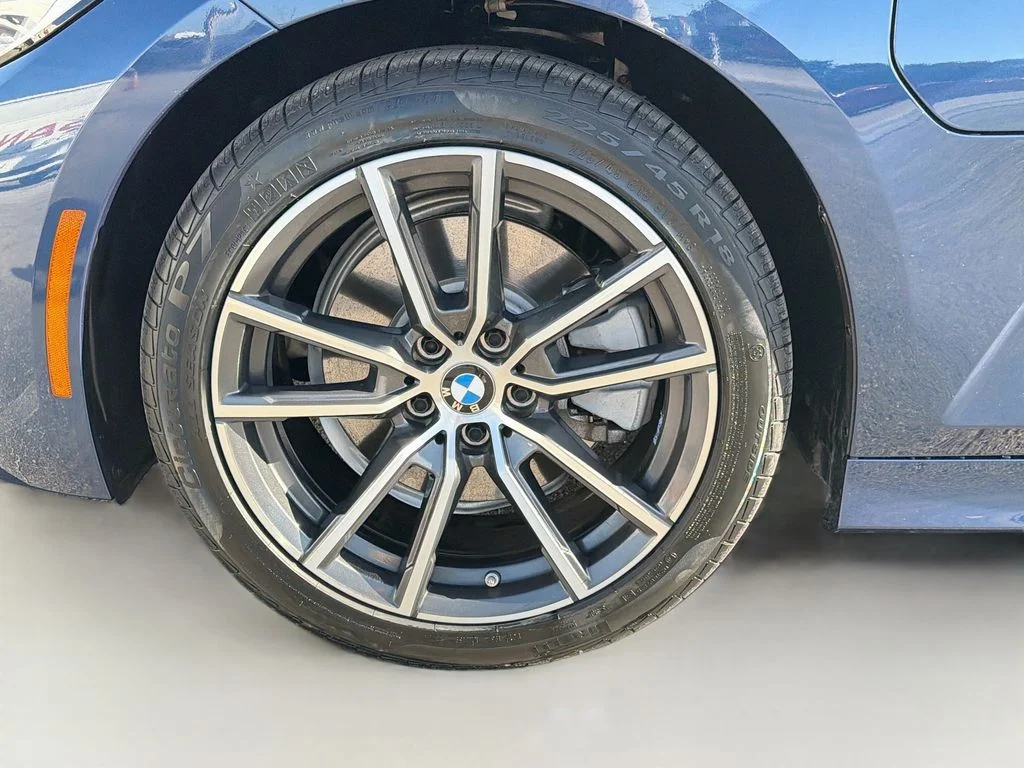 Used 2021 Blue BMW 330e iPerformance image 43