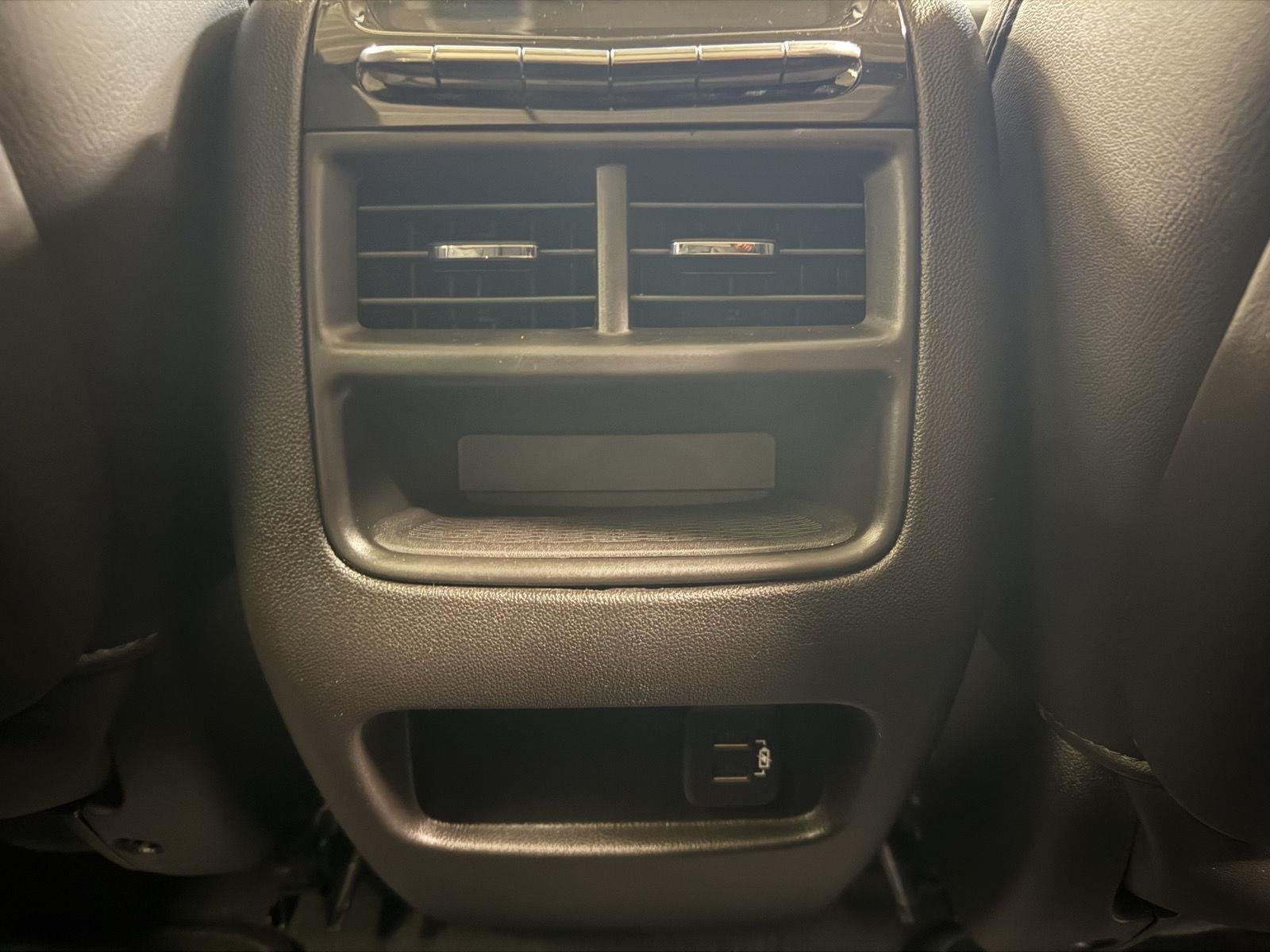 Used 2019 BLACK CADILLAC PREMLUX image 34