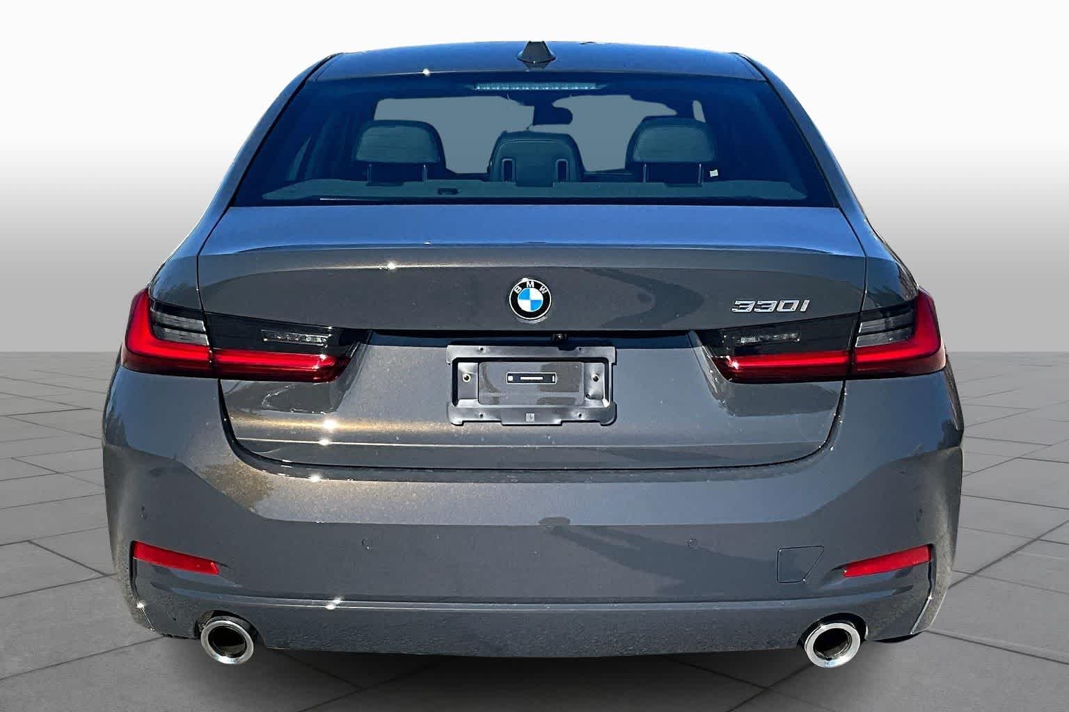 Used 2026 Dravit Grey Metallic BMW 330i NA image 4