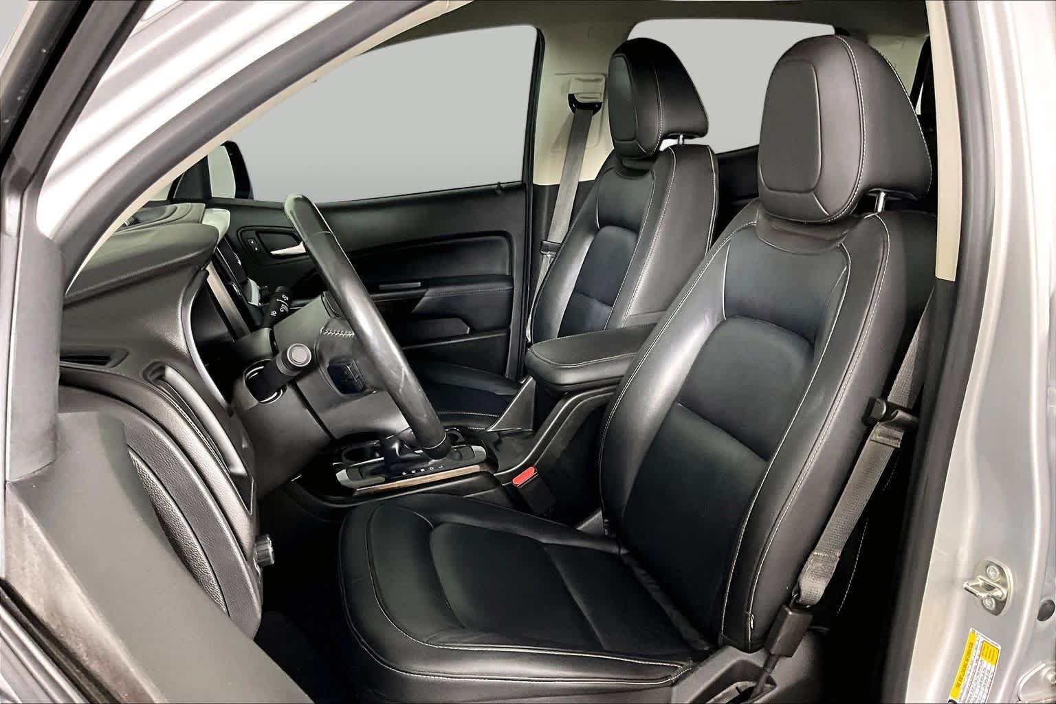 Used 2019 Quicksilver Metallic GMC 2WD SLT image 8