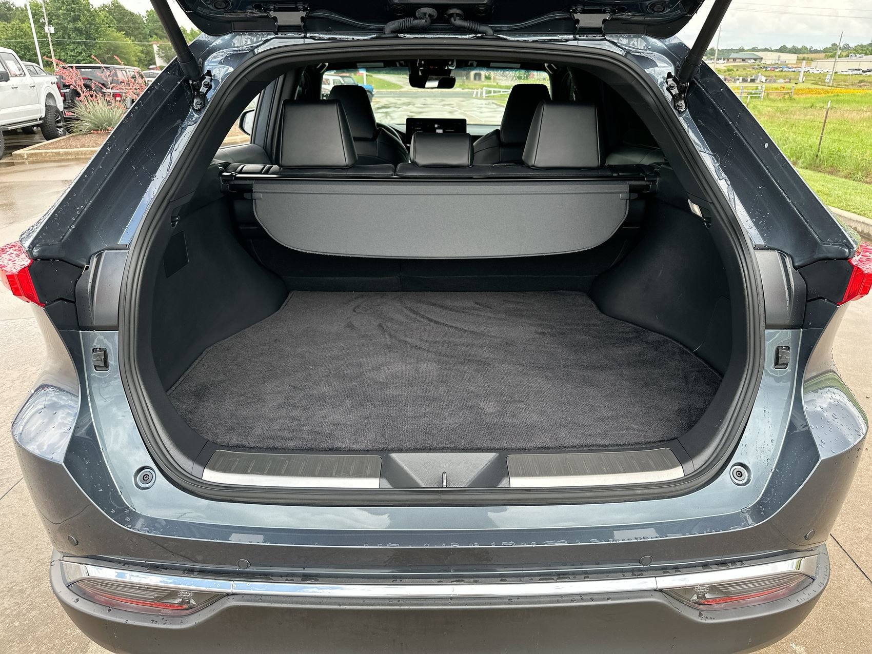 Used 2024 Coastal Gray Toyota XLE image 22