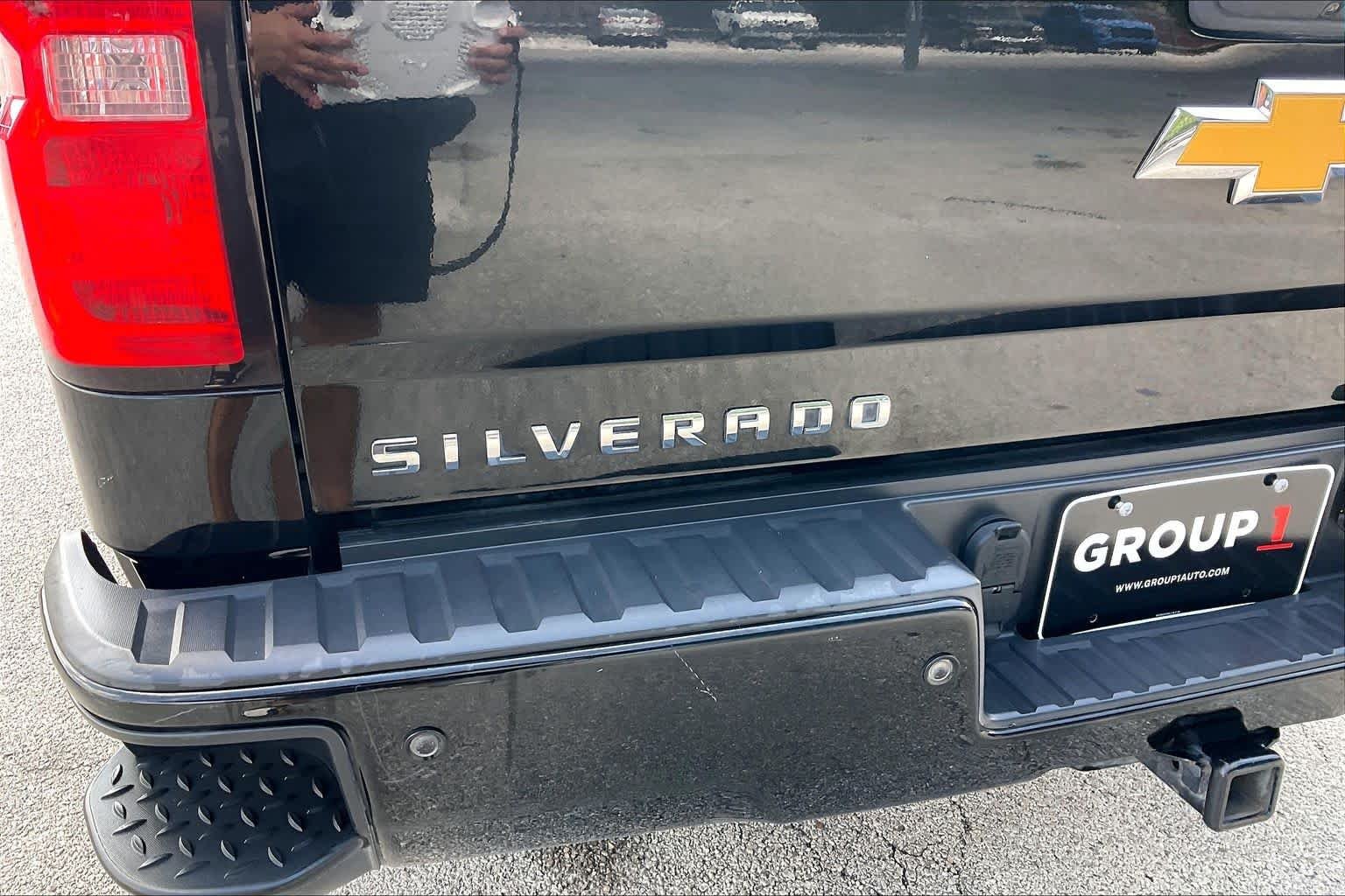 Used 2018 Black Chevrolet LT image 32