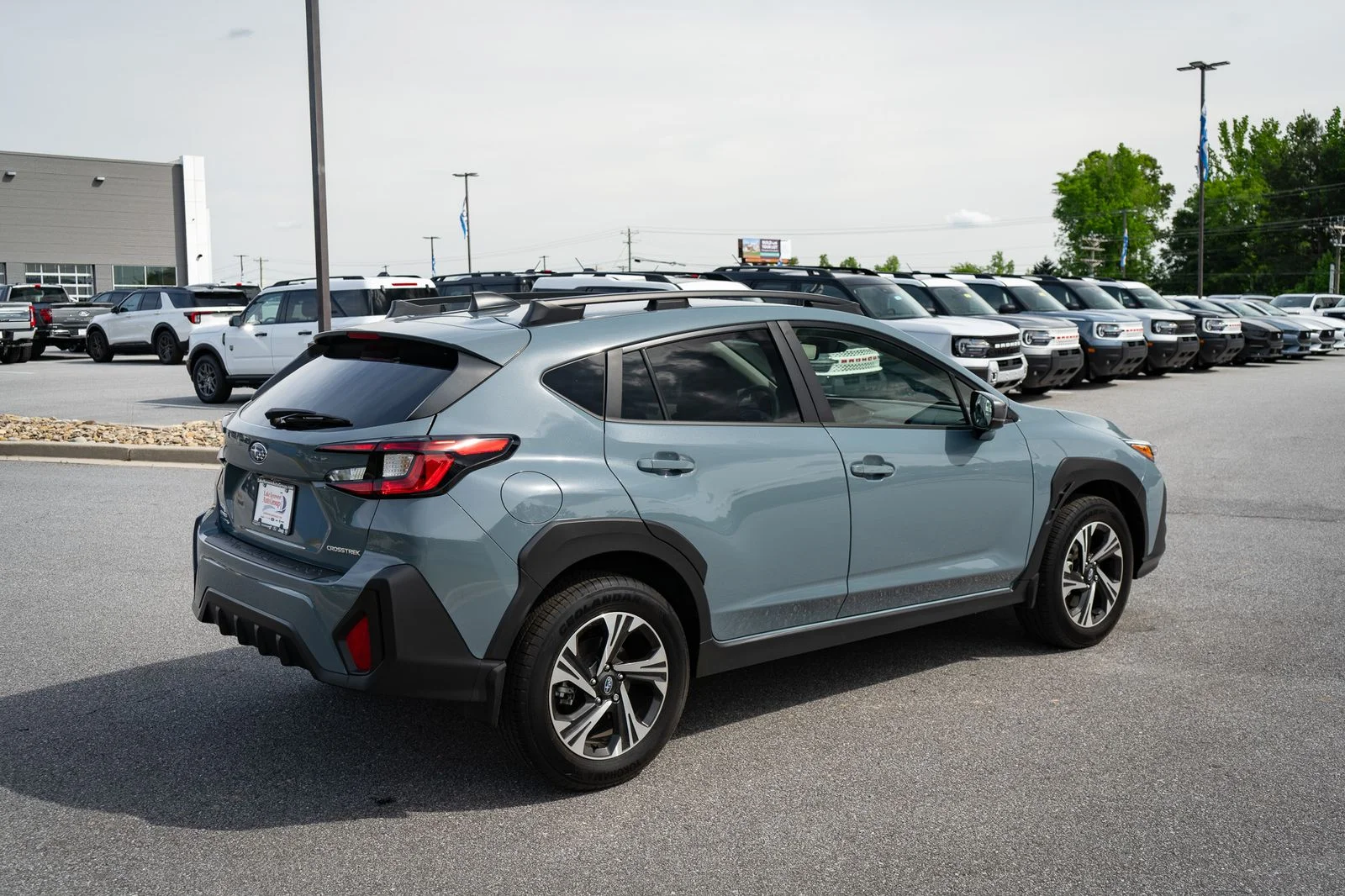 Used 2025 Blue Subaru Premium image 10