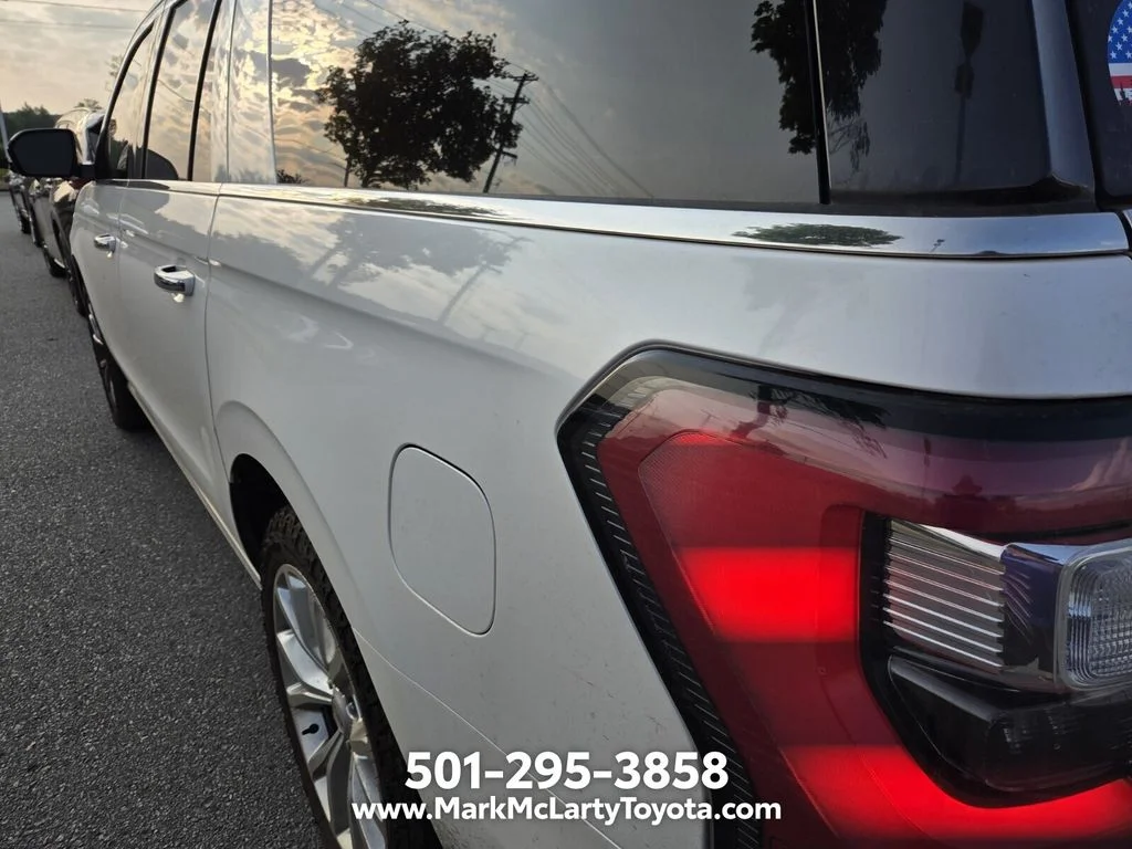 Used 2018 White Ford Limited image 7