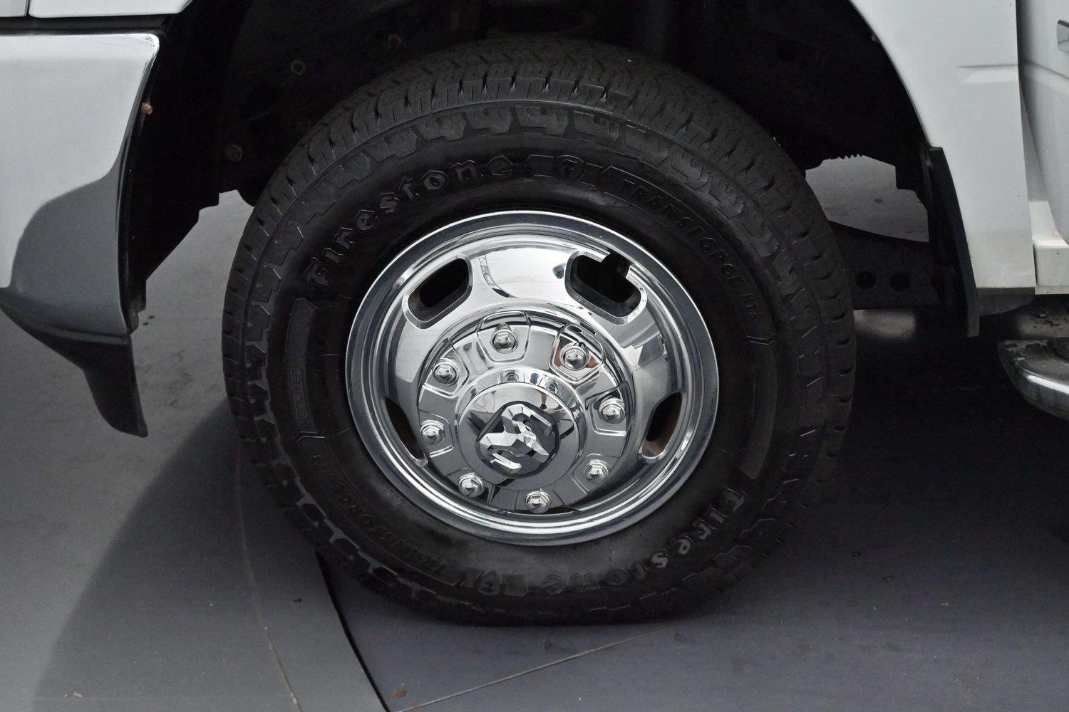 Used 2024 Bright White Clearcoat Ram Big Horn image 33