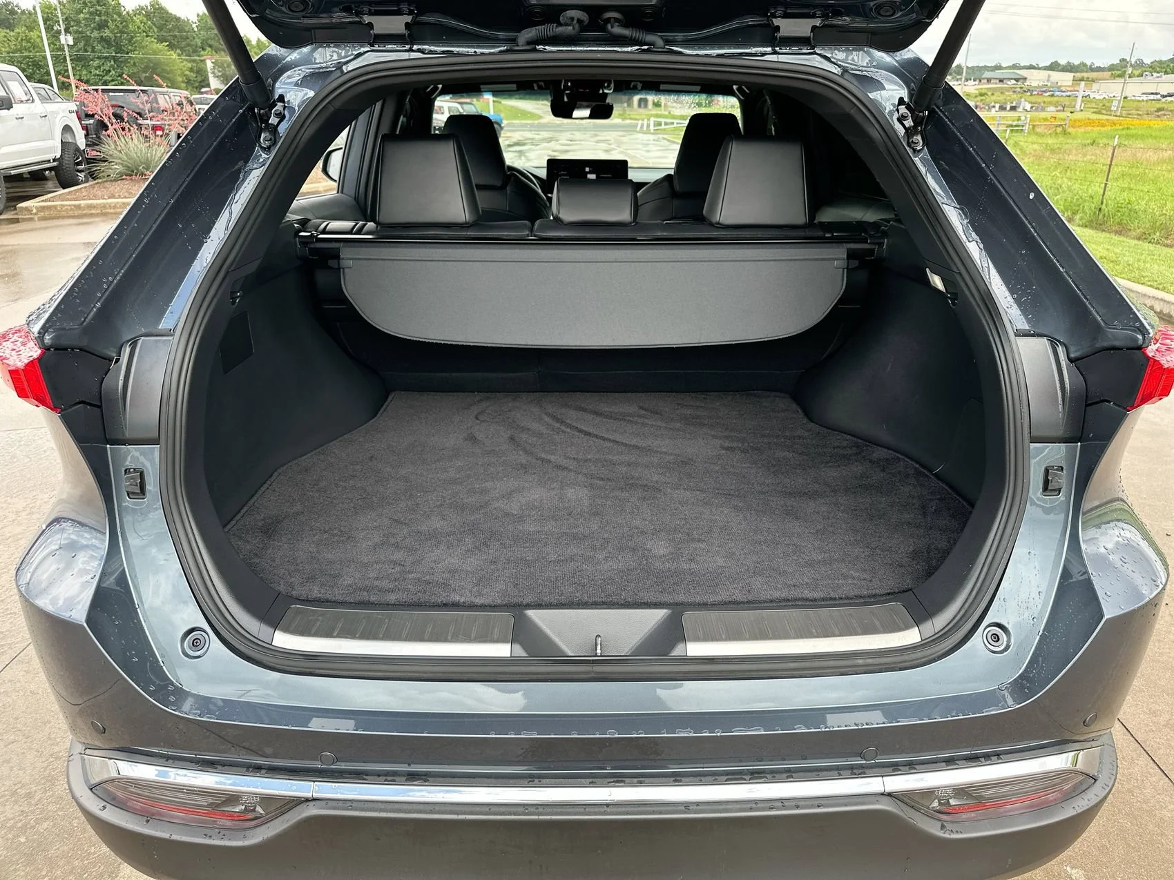 Used 2024 Coastal Gray Toyota XLE image 22
