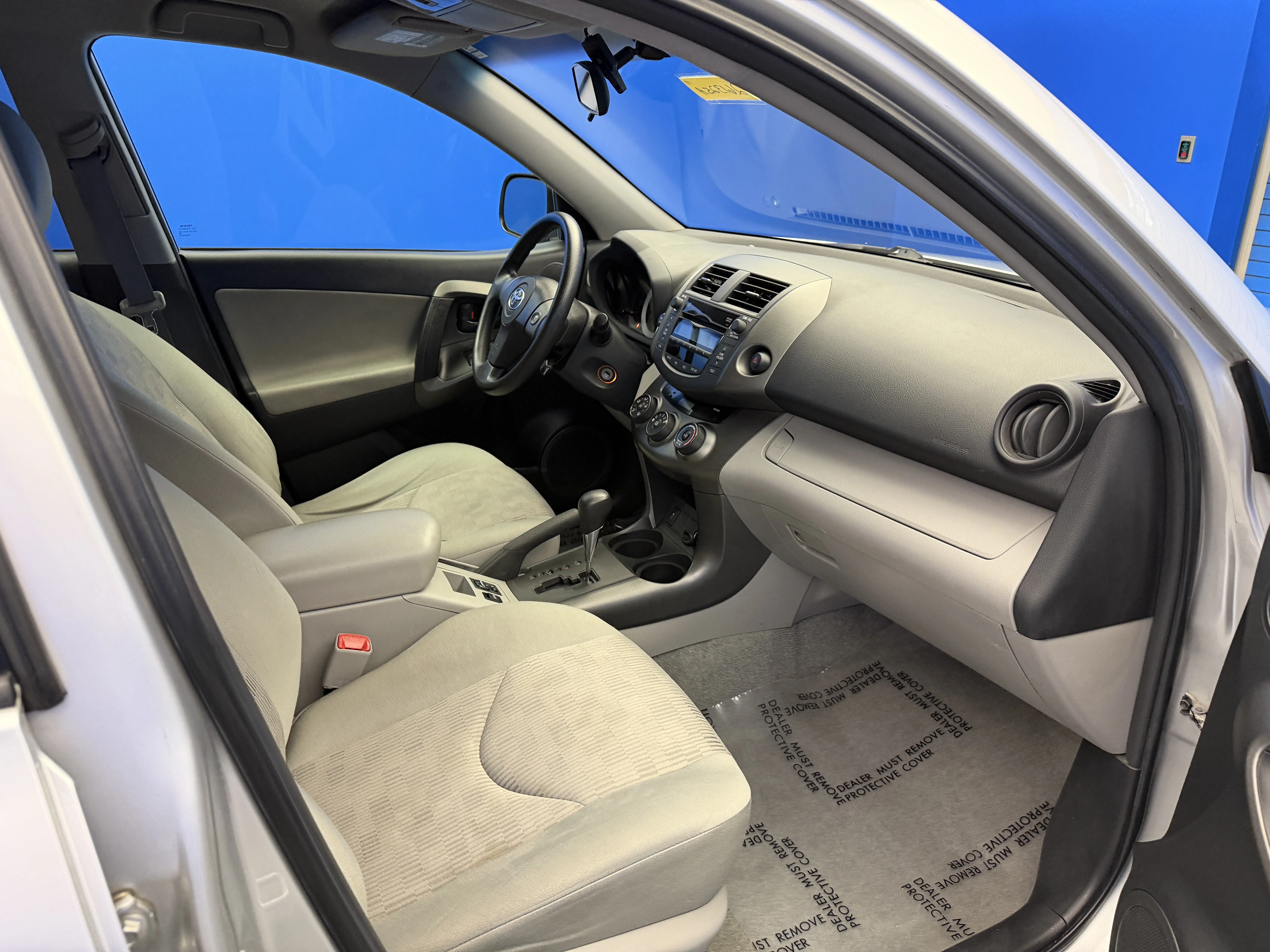 Used 2011 Classic Silver Metallic Toyota BASE image 20