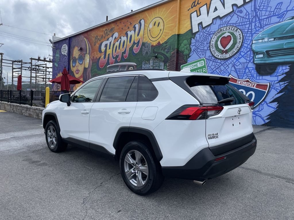 Used 2023 White Toyota XLE image 3