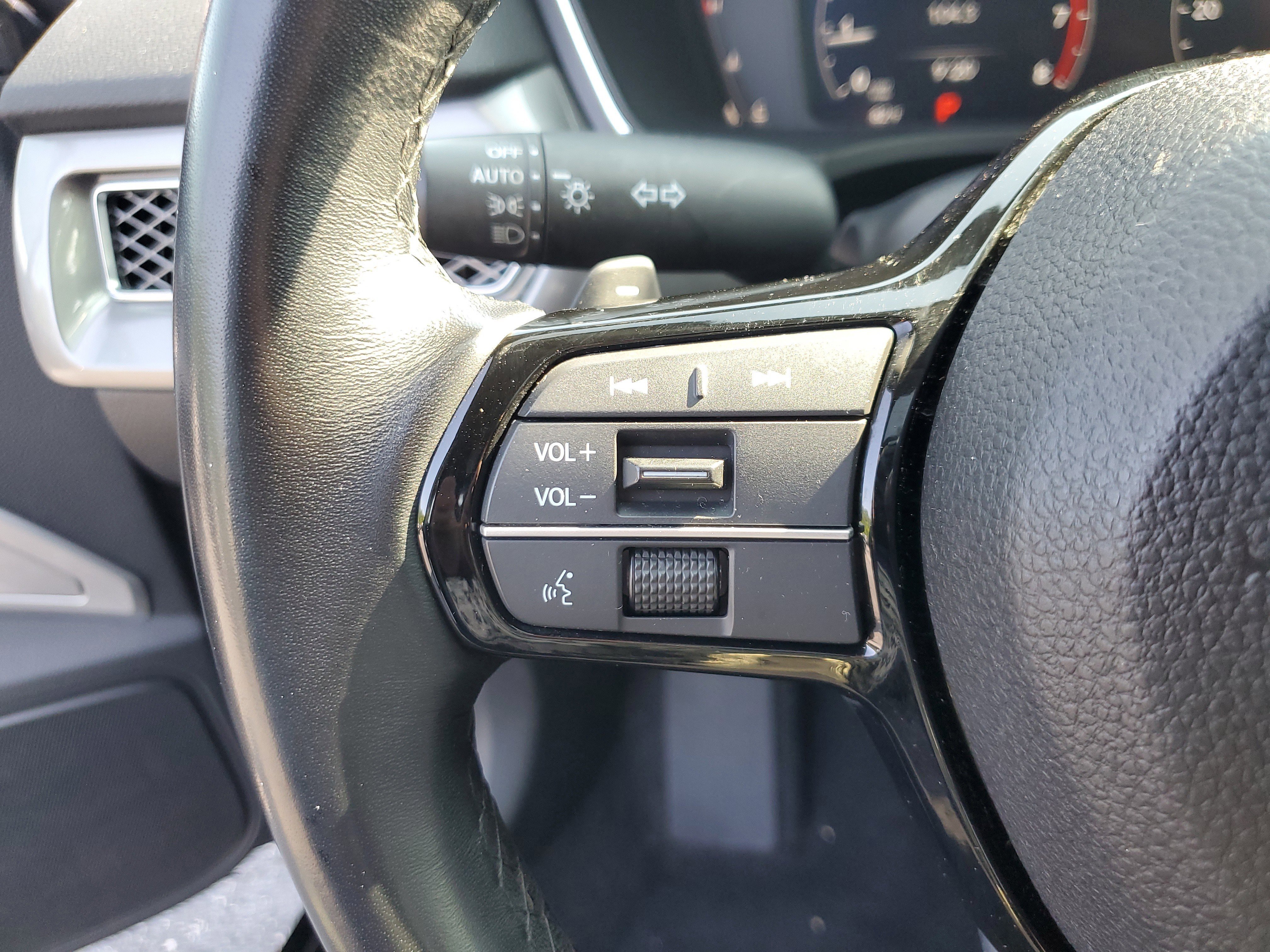 Used 2025 Black Pearl Acura Base image 25