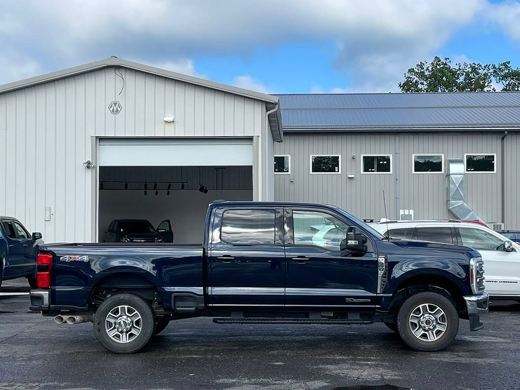 Used 2025 Blue Ford XL image 16