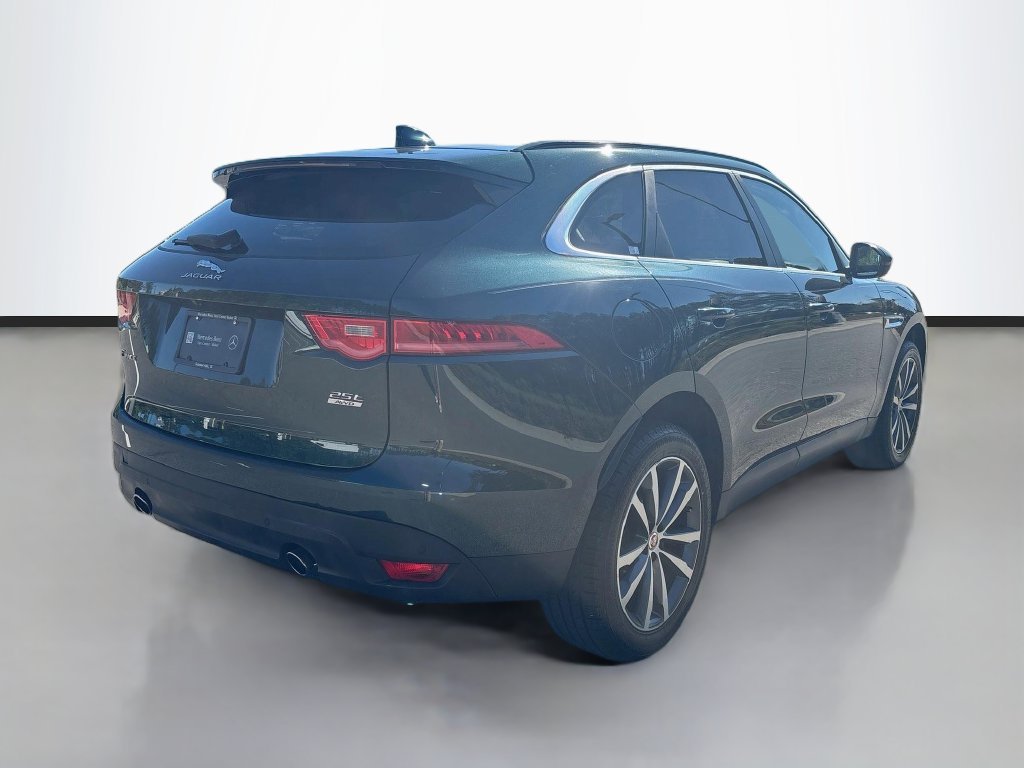 Used 2018 British Racing Green Metallic Jaguar 25t Prestige image 3