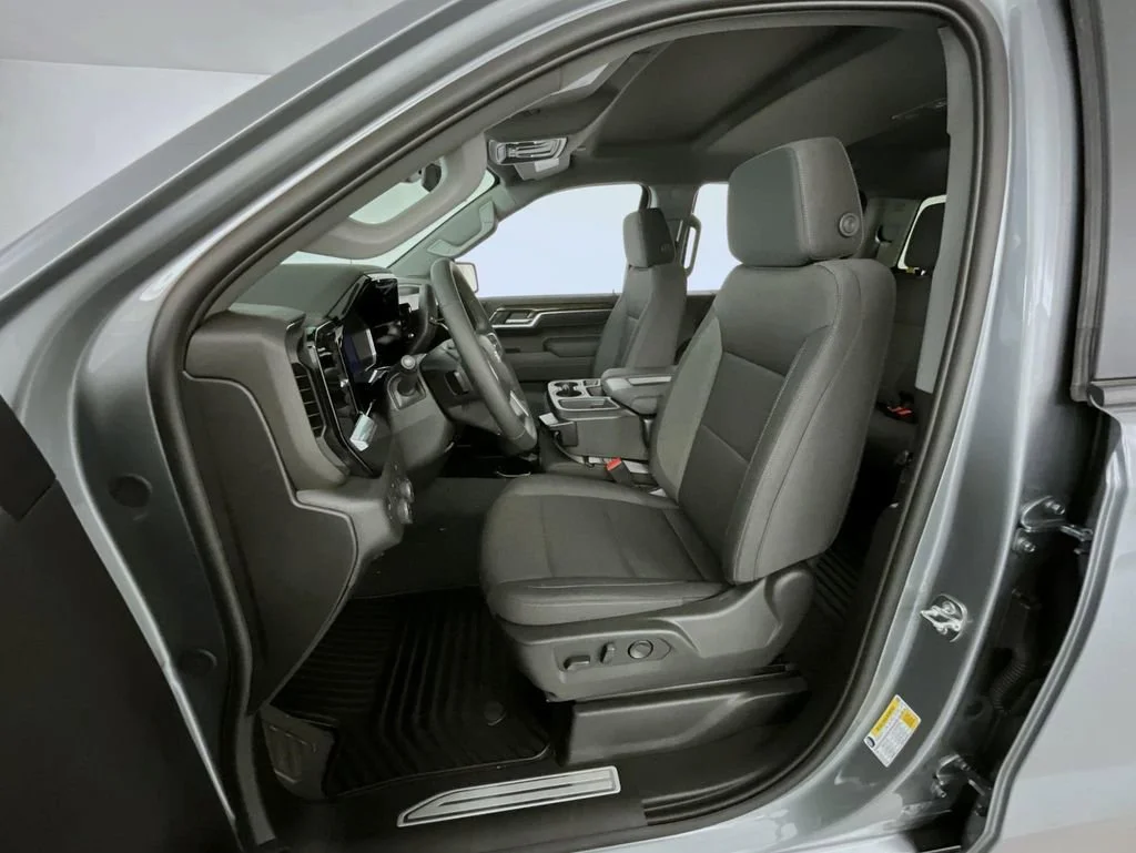 2026 Chevrolet Silverado 1500 LT - Photo 10
