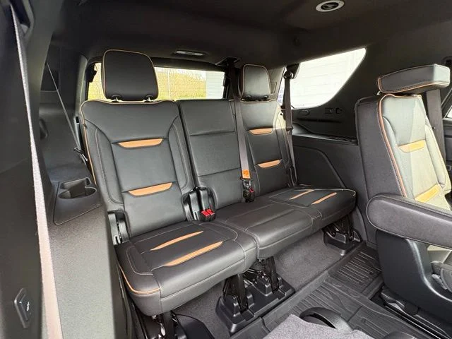 Used 2024 Black GMC AT4 image 33