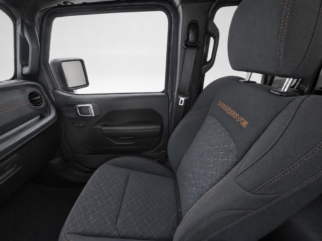 Certified Used 2026 Gray Jeep Mojave image 19