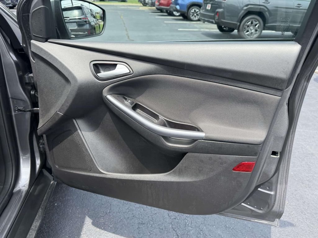 Used 2014 Gray Ford Titanium image 10