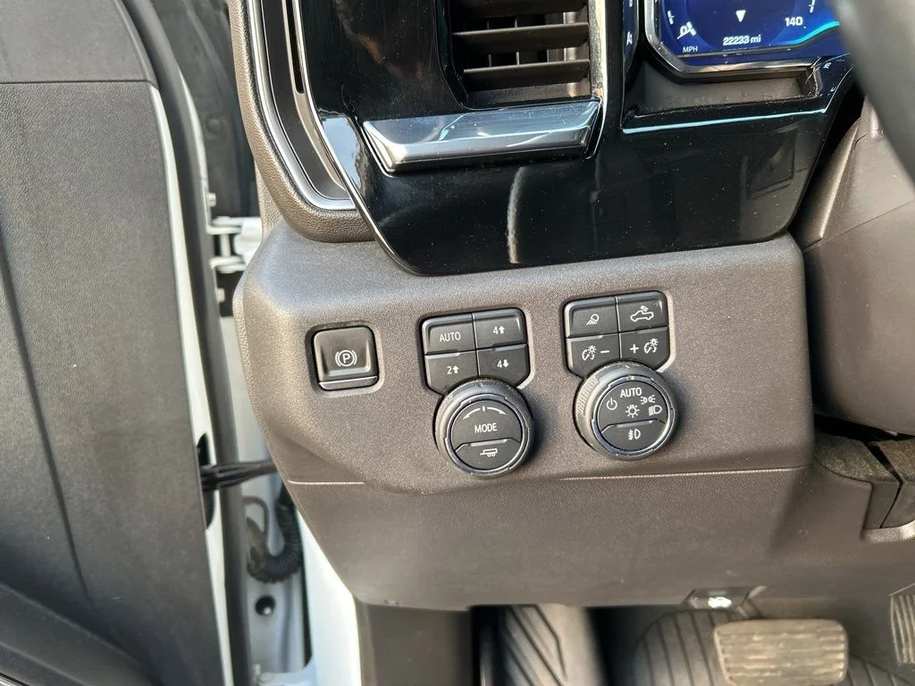 Used 2024 White Chevrolet LT Trail Boss image 26
